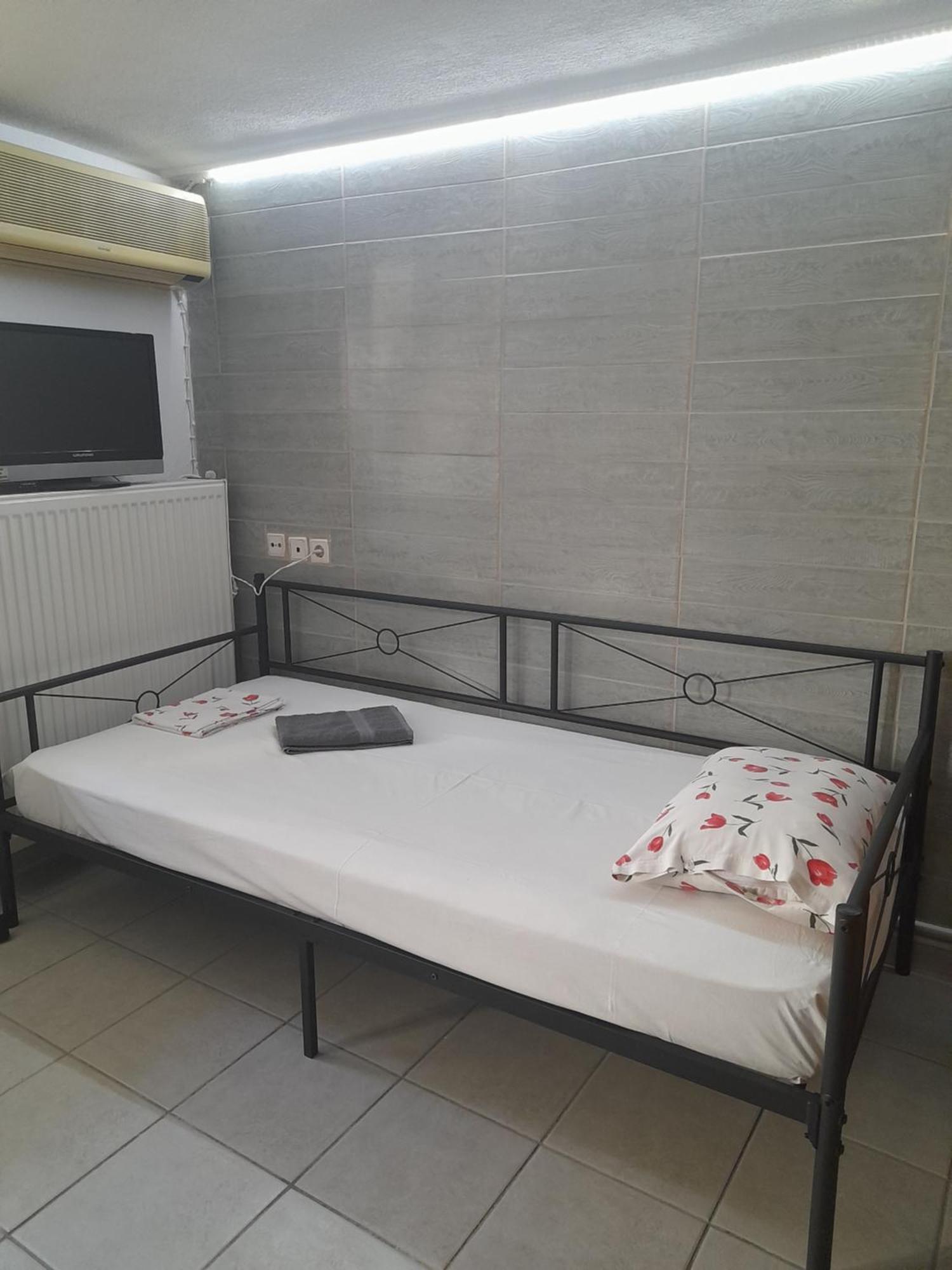 Antonioy Apartment Kalampaka Екстер'єр фото